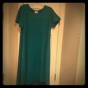 Beautiful Lularoe Carly